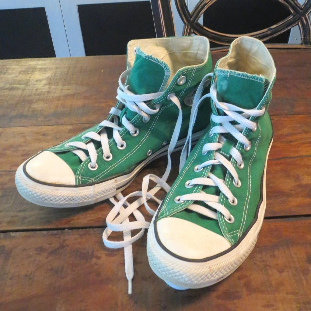 Women’s Green Converse High Tops ALL STAR Chuck Taylor sz 10